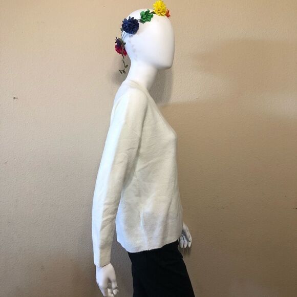 BP. Cozy Sweater Size Medium - Picture 6 of 12